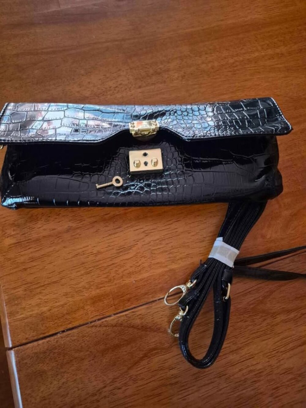 Bellini black croc clutch handbag shoulder strap and wristlet key 12 x 5"
